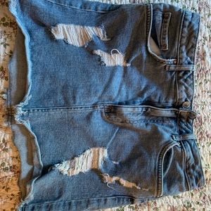 Short Denim ripped skirt